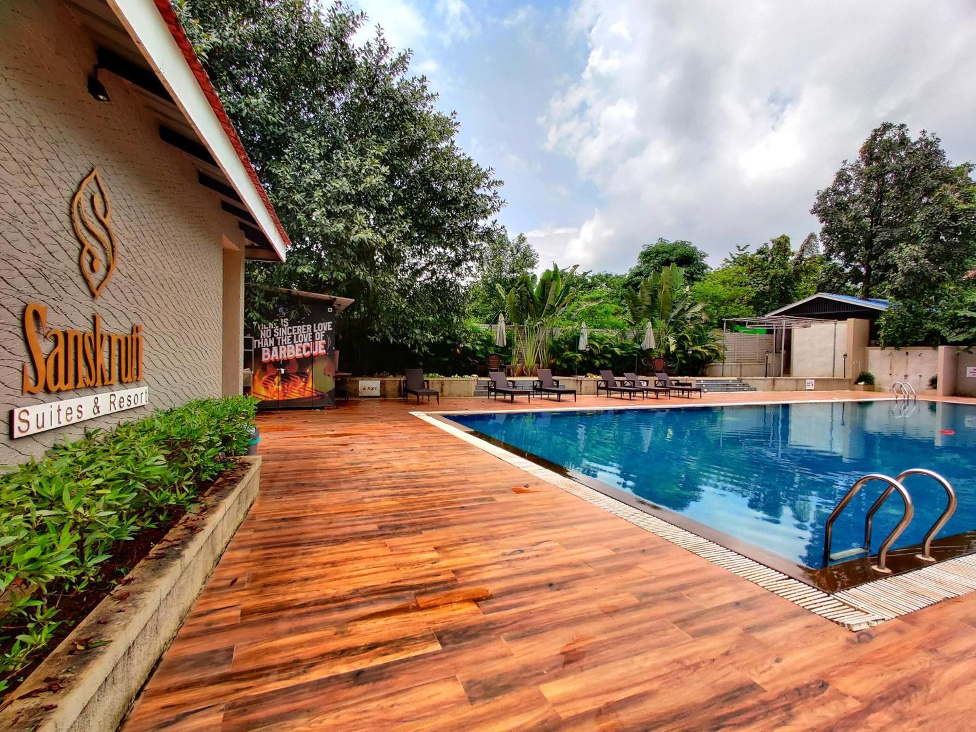 Pushpam Sanskruti Resort Karjat - A Pure Veg Resort Dhamni ภายนอก รูปภาพ