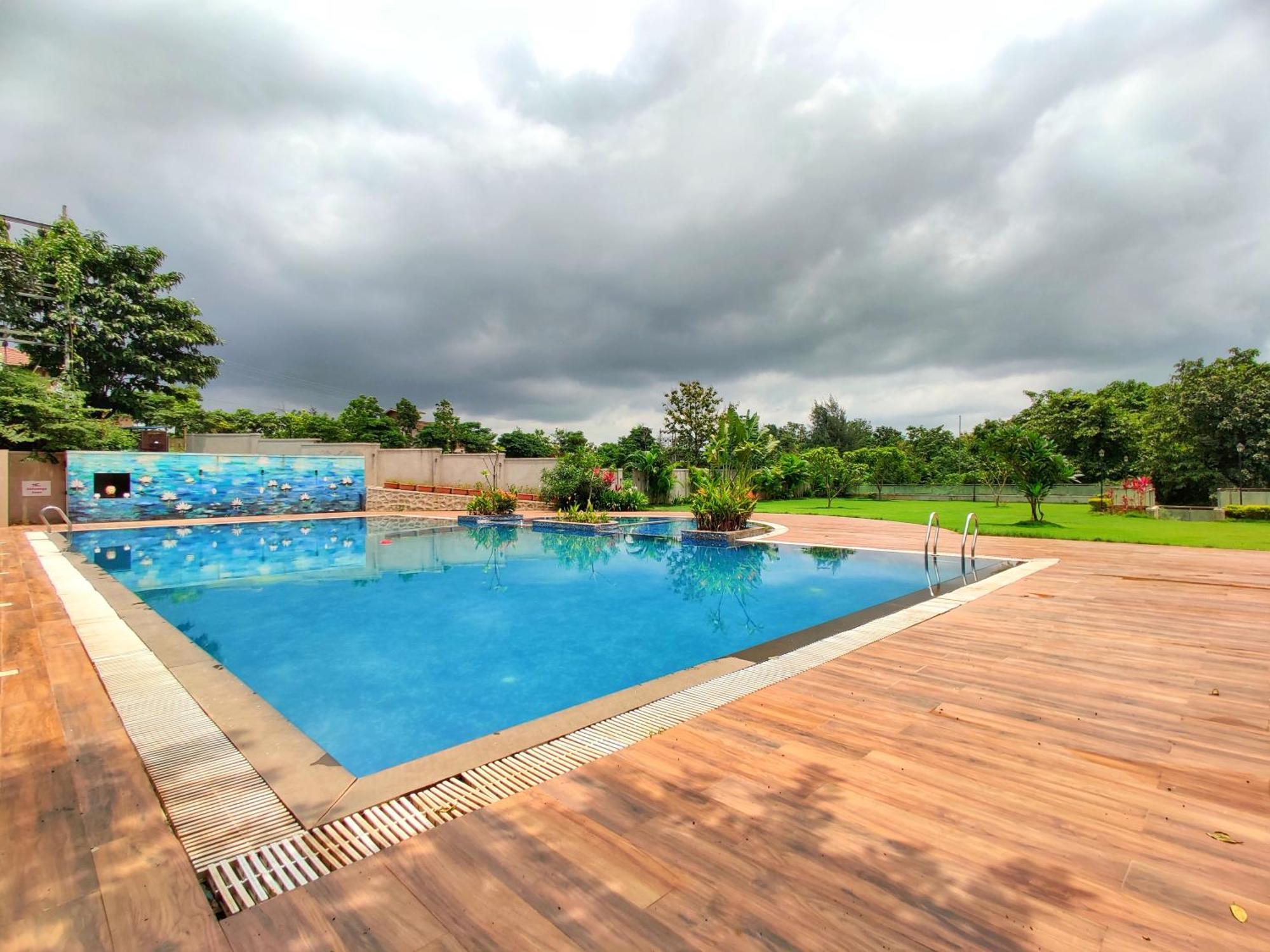 Pushpam Sanskruti Resort Karjat - A Pure Veg Resort Dhamni ภายนอก รูปภาพ