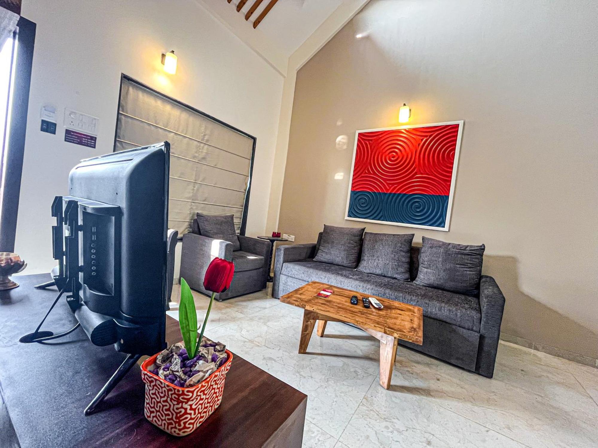 Pushpam Sanskruti Resort Karjat - A Pure Veg Resort Dhamni ภายนอก รูปภาพ