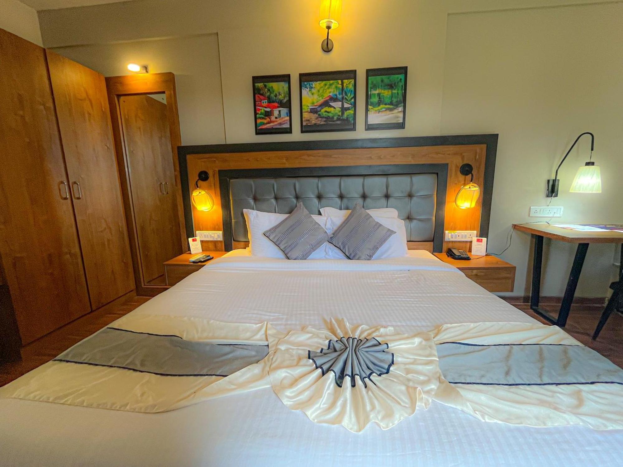 Pushpam Sanskruti Resort Karjat - A Pure Veg Resort Dhamni ภายนอก รูปภาพ